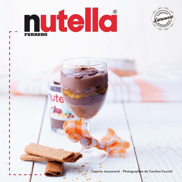 Un livre de recettes Nutella
